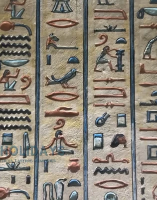 Tour to valley of queens, Habu temple and Deir El Madina
