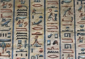 Tour to valley of queens, Habu temple and Deir El Madina