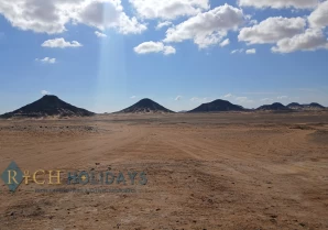 7 Days Cairo & Black and White Desert Tour