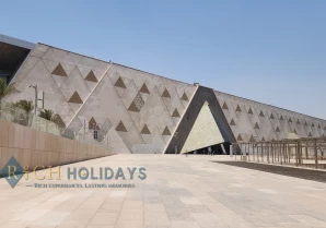 Giza Pyramids & Grand Egyptian museum